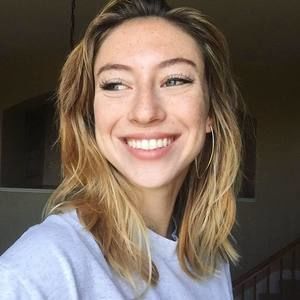 Meet your Posher, Marisa